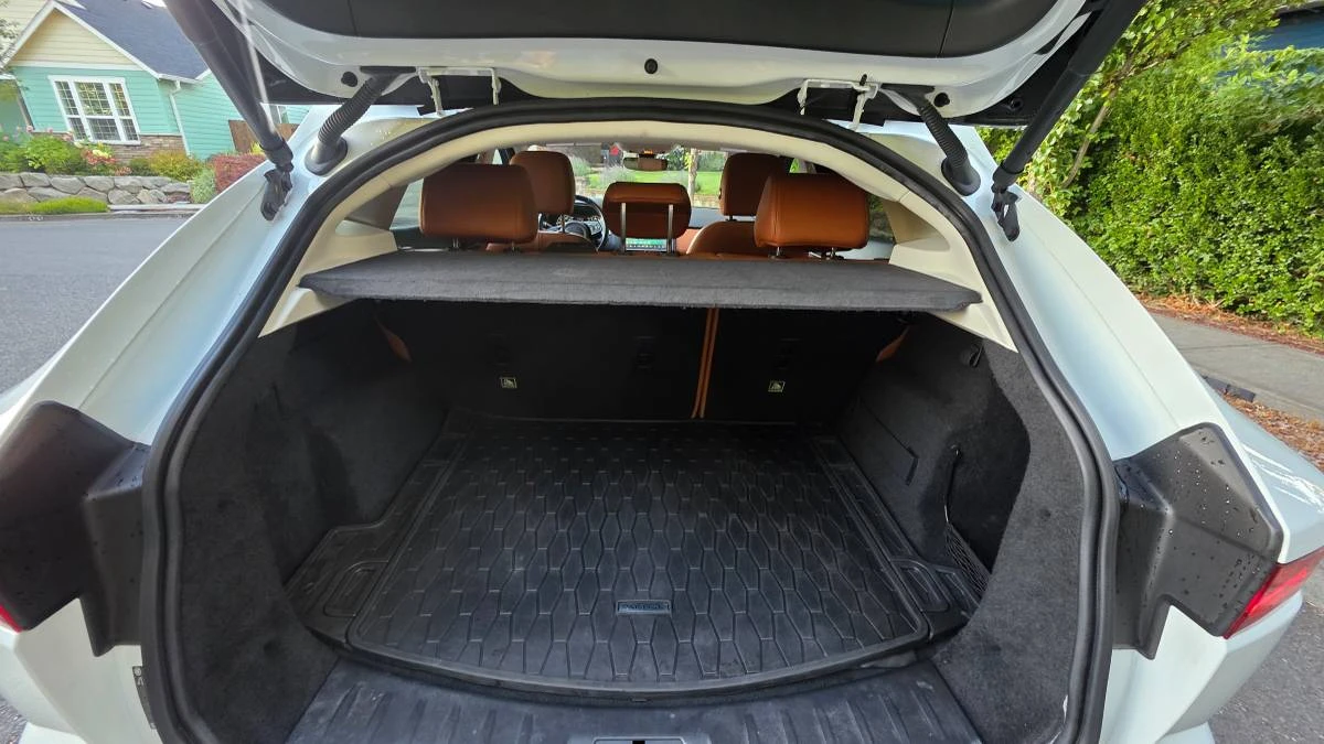 2019 Jaguar E-Pace - Image 13 of 18