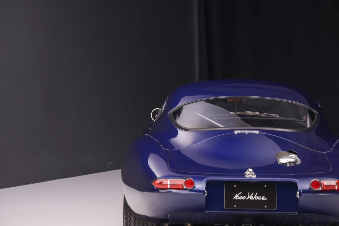 Jaguar Replica - Image 24 of 31
