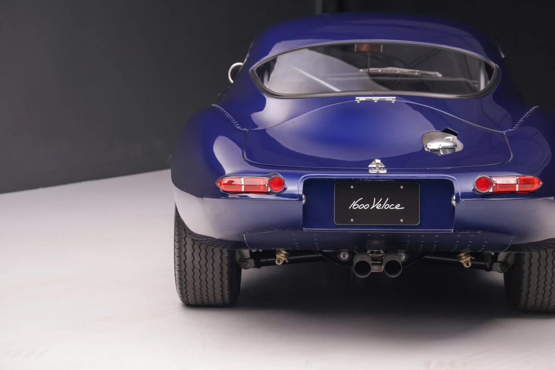 Jaguar Replica - Image 26 of 31