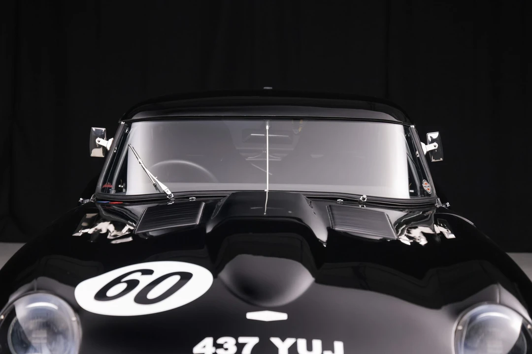 Jaguar Replica - Image 18 of 31
