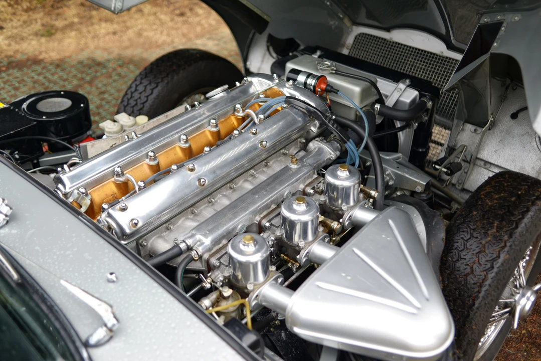 Jaguar E-Type Series 1 - Image 21 of 25