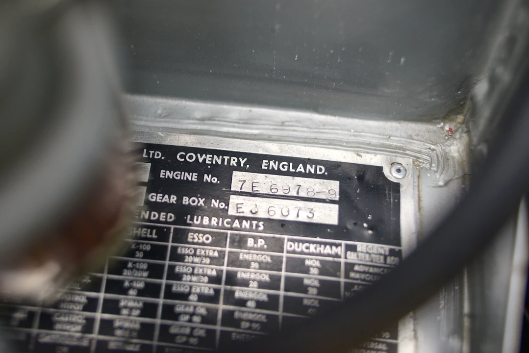 Jaguar E-Type Series 1 - Image 22 of 25