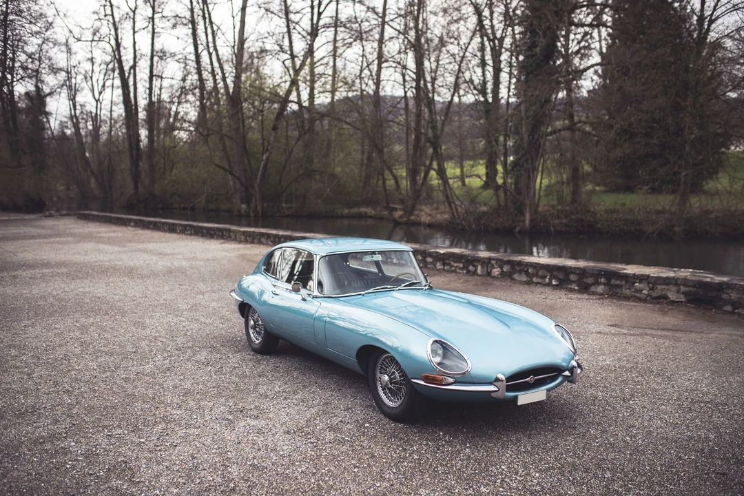 Jaguar E-Type Series 1 2+2 - Image 4 of 31