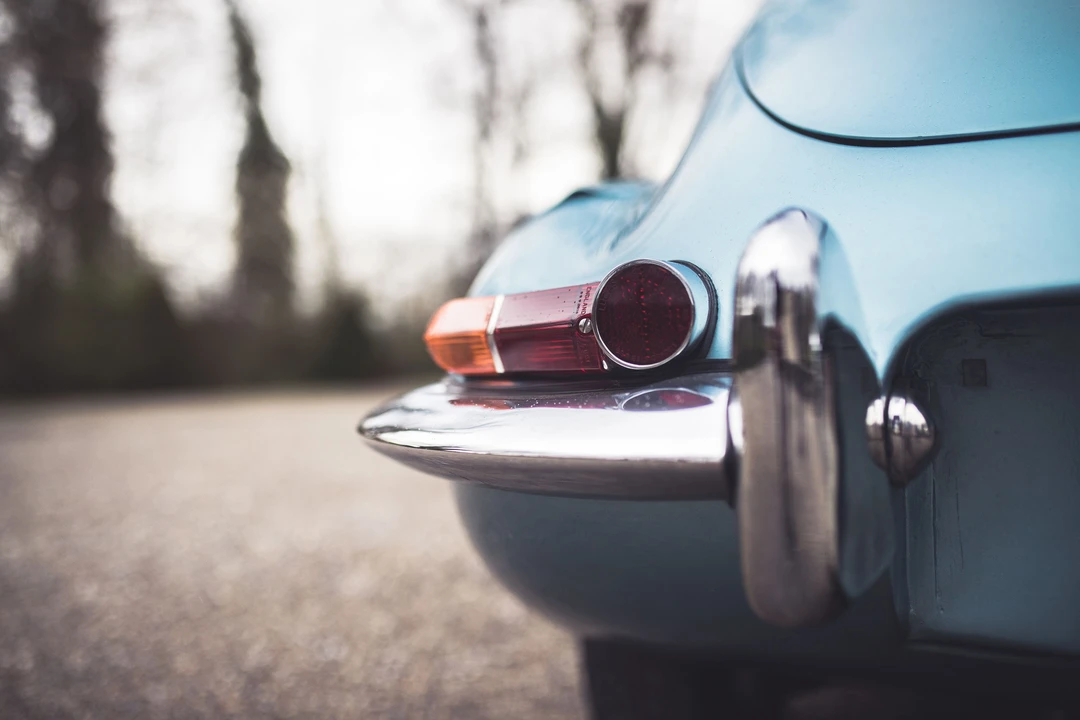 Jaguar E-Type Series 1 2+2 - Image 30 of 31