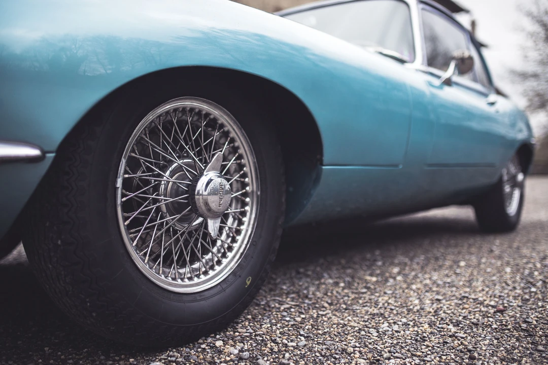 Jaguar E-Type Series 1 2+2 - Image 17 of 31