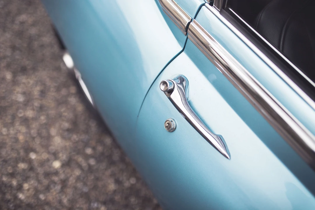Jaguar E-Type Series 1 2+2 - Image 25 of 31