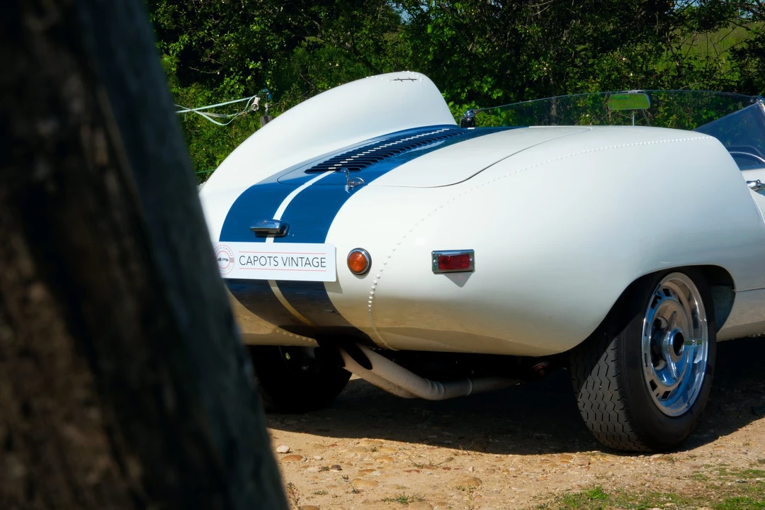 Jaguar Replica - Image 20 of 31