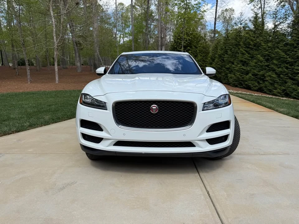 2017 Jaguar F-Pace - Image 3 of 10