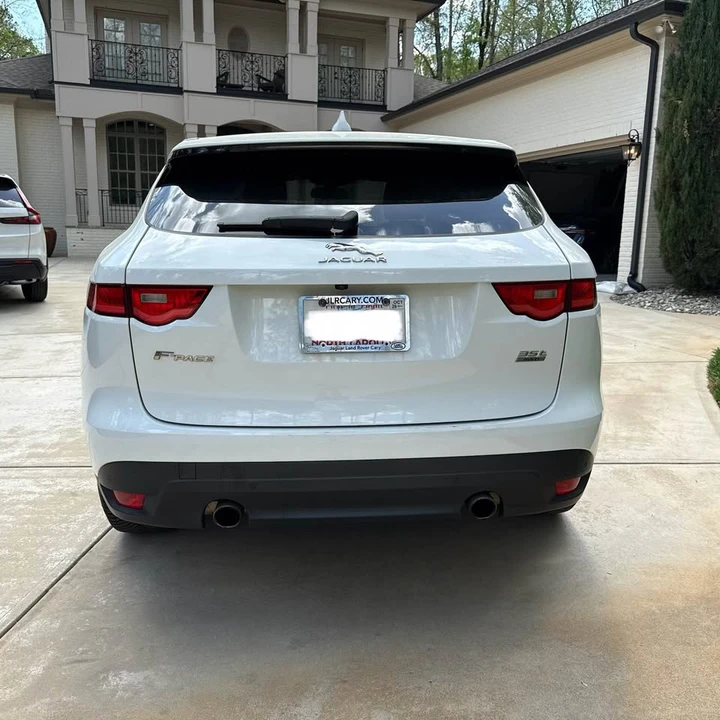 2017 Jaguar F-Pace - Image 10 of 10