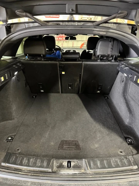 2017 Jaguar F-Pace - Image 7 of 10