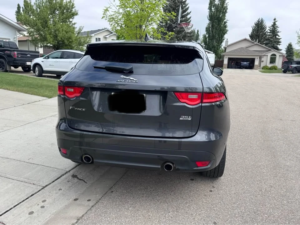 2017 Jaguar F-Pace - Image 4 of 10
