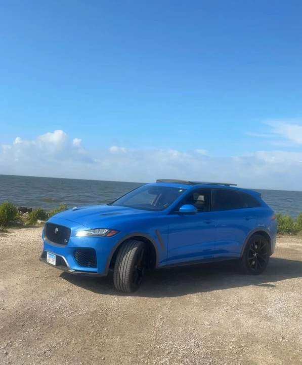 Jaguar F-Pace SVR - Image 6 of 8