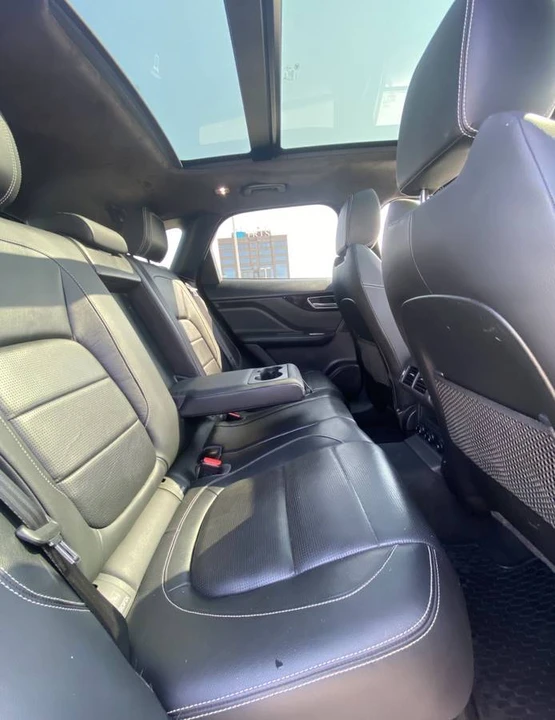 2019 Jaguar F-Pace - Image 8 of 10