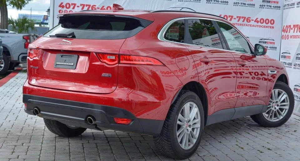 Jaguar F-Pace - Image 4 of 8