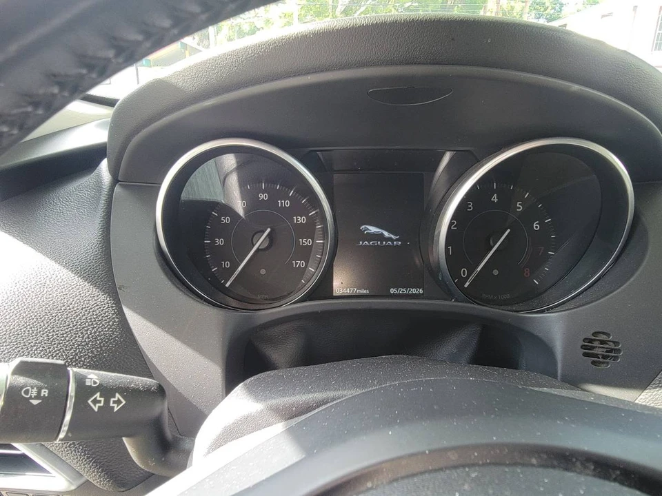 2018 Jaguar F-Pace - Image 5 of 7