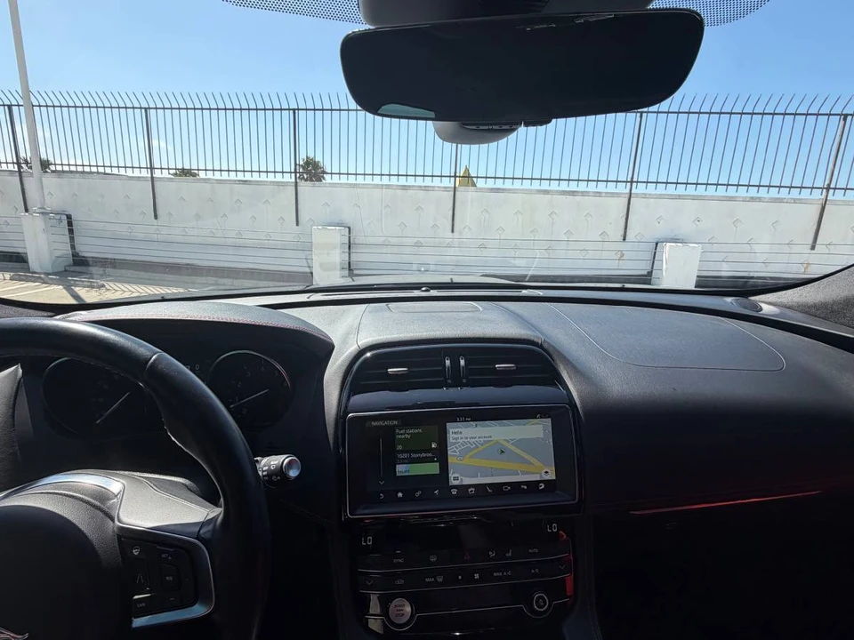 2020 Jaguar F-Pace - Image 16 of 17