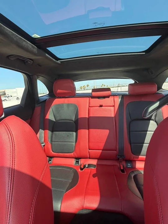 2020 Jaguar F-Pace - Image 12 of 17