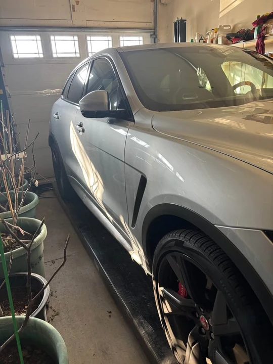 2023 Jaguar F-Pace SVR - Image 2 of 7