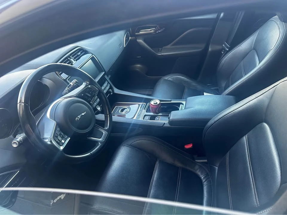 2019 Jaguar F-Pace - Image 5 of 5