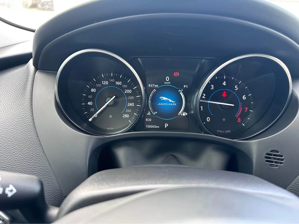 2018 Jaguar F-Pace - Image 5 of 10
