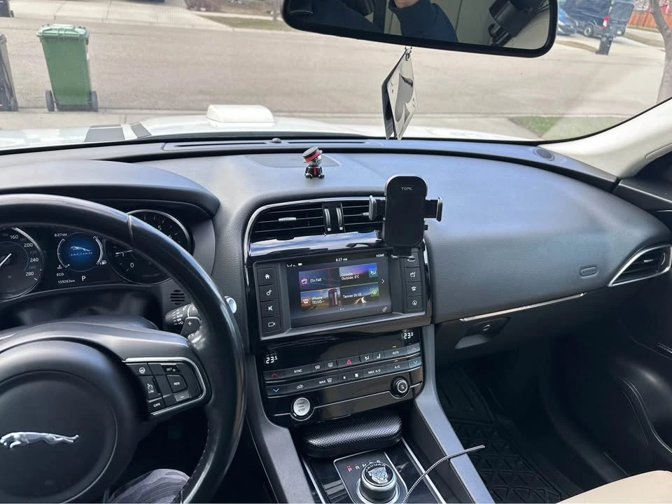 2018 Jaguar F-Pace - Image 10 of 10