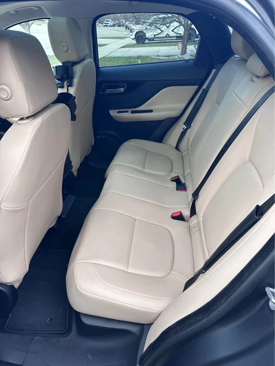 2018 Jaguar F-Pace - Image 8 of 10