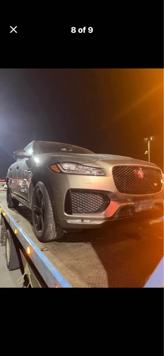 2016 Jaguar F-Pace - Image 2 of 2