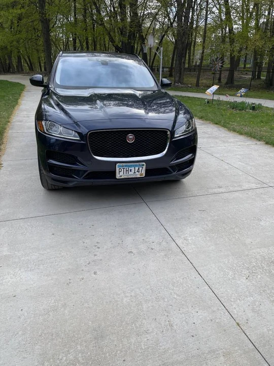 2018 Jaguar F-Pace - Image 2 of 4