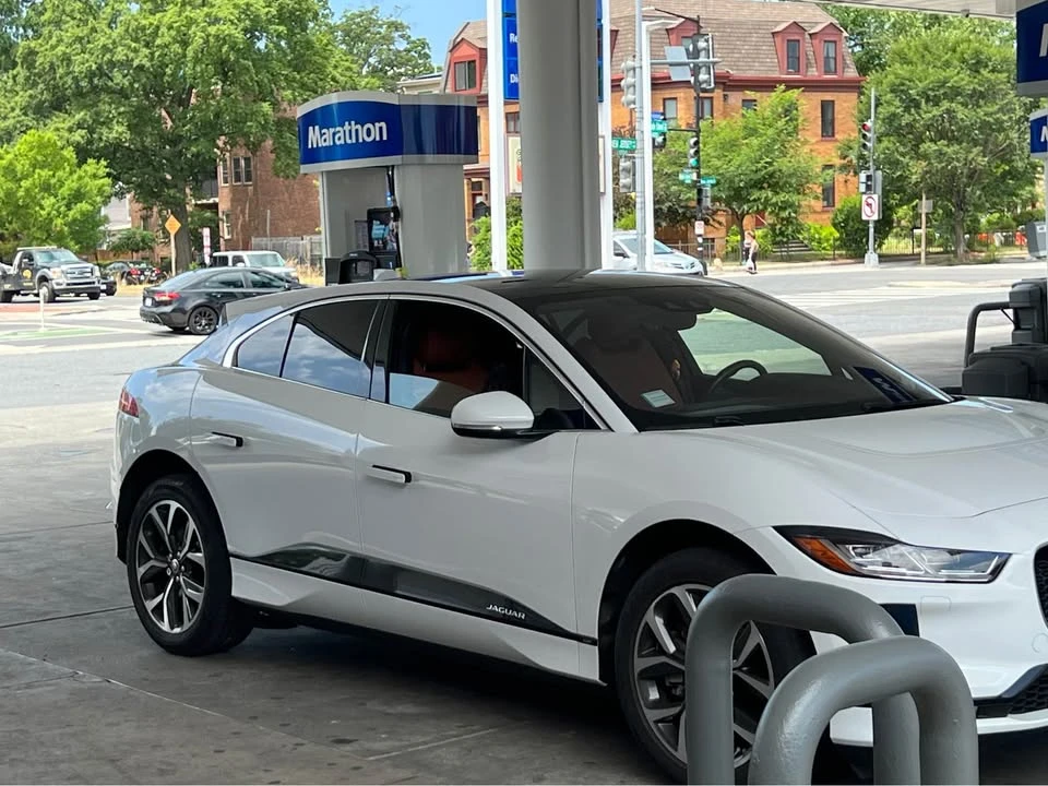 2020 Jaguar I-Pace - Image 8 of 10
