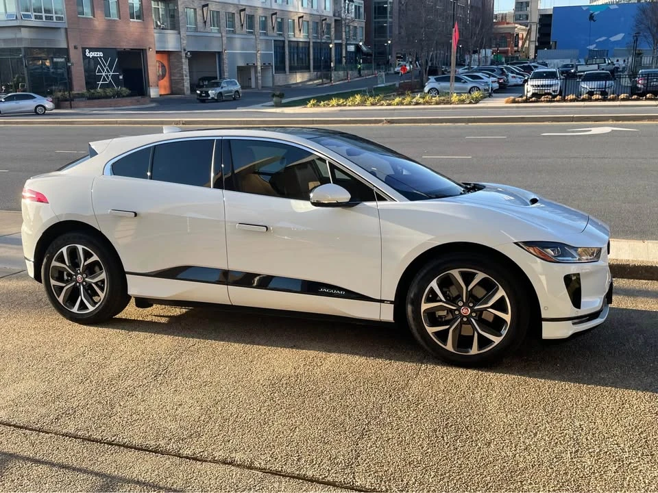2020 Jaguar I-Pace - Image 2 of 10
