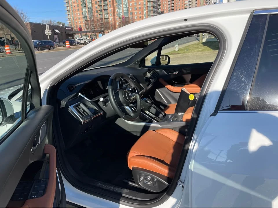 2020 Jaguar I-Pace - Image 3 of 10