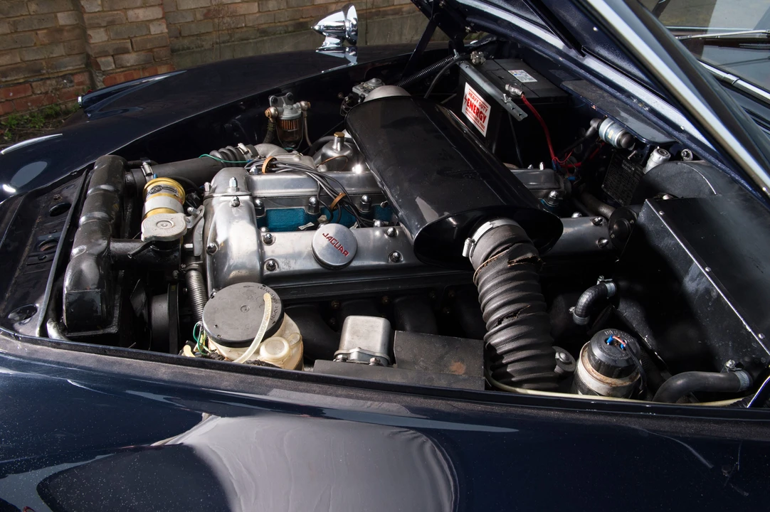 Jaguar Mark II - Image 6 of 9