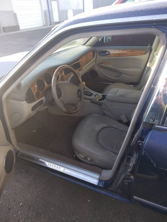 2002 Jaguar X308 XJR - Image 3 of 3