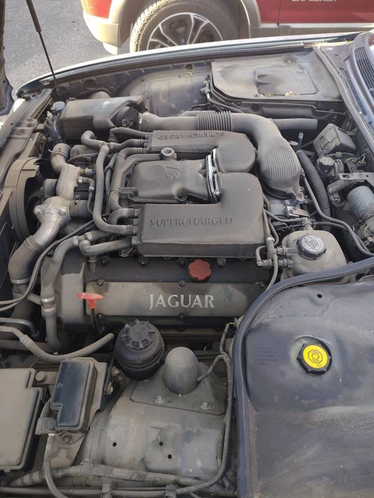 2002 Jaguar X308 XJR - Image 2 of 3