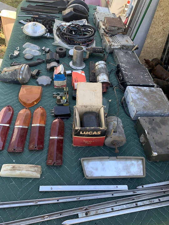 Parts & Memorabilia Mechanical Components - Image 21 of 31