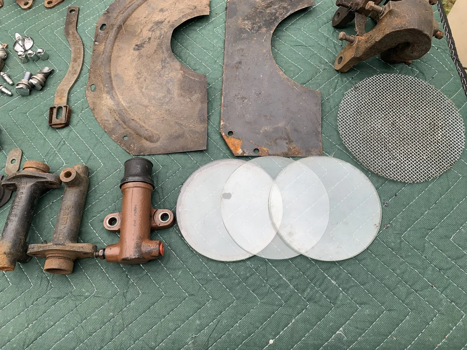Parts & Memorabilia Mechanical Components - Image 9 of 31