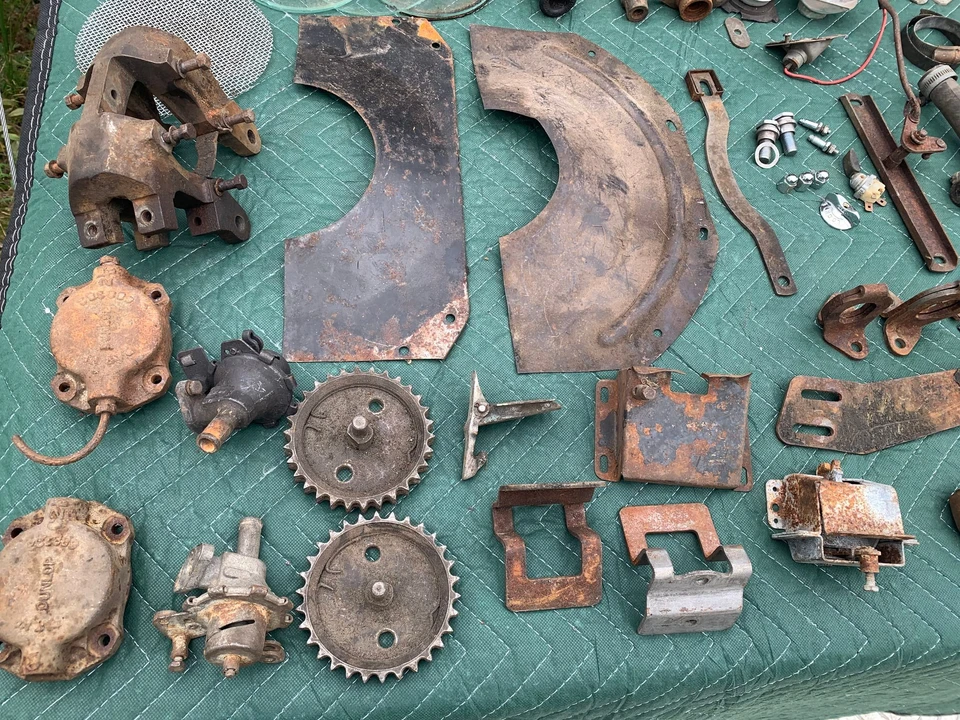 Parts & Memorabilia Mechanical Components - Image 13 of 31