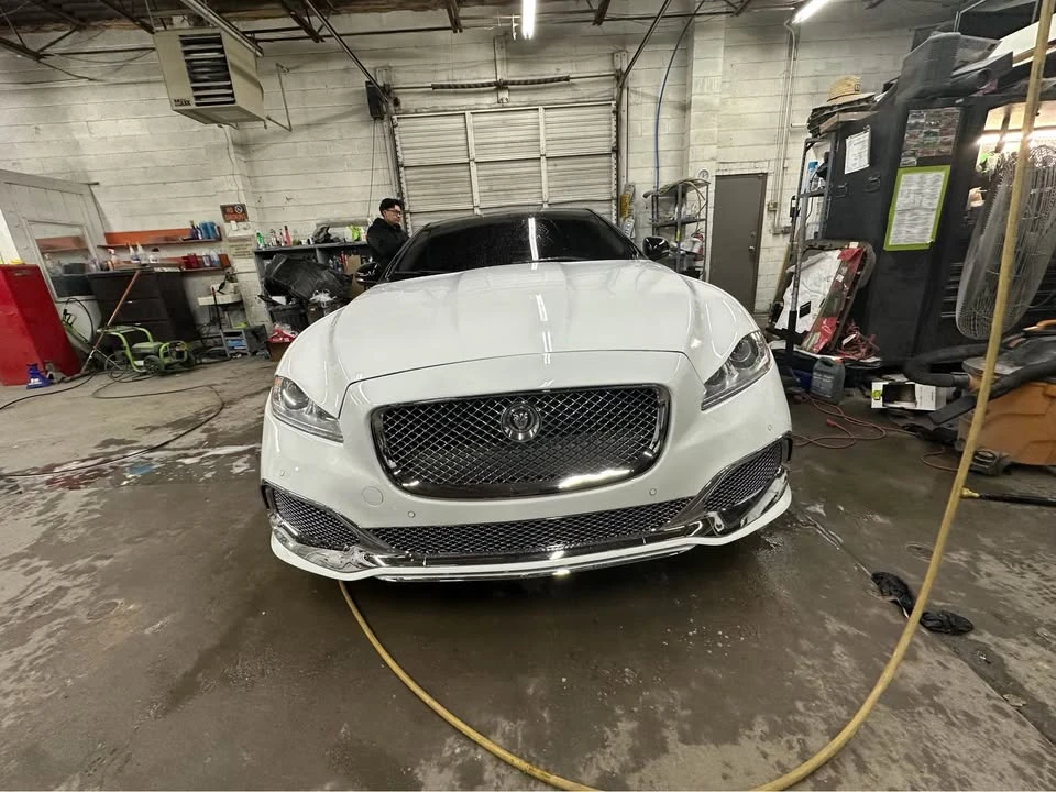 2012 Jaguar X351 XJ - Image 3 of 9