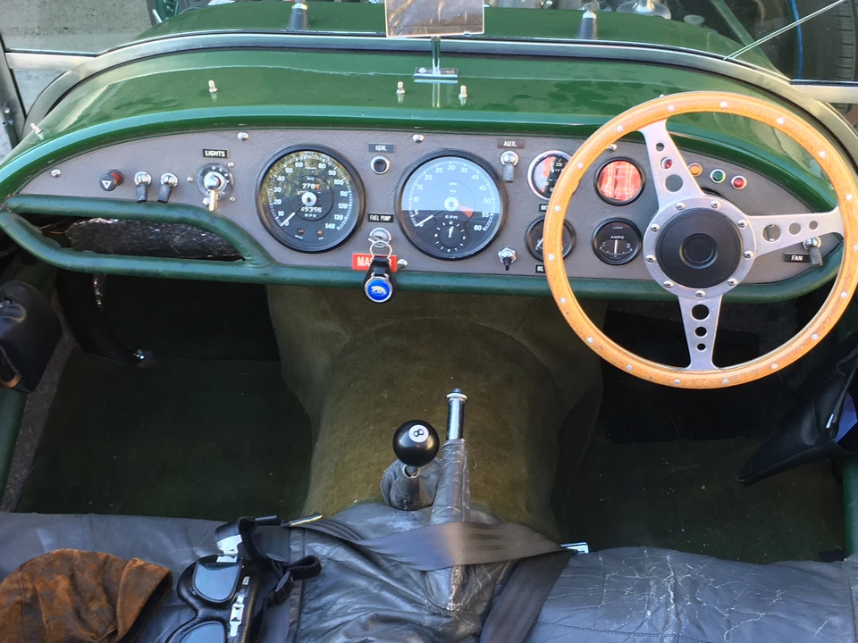 Jaguar Replica - Image 20 of 31