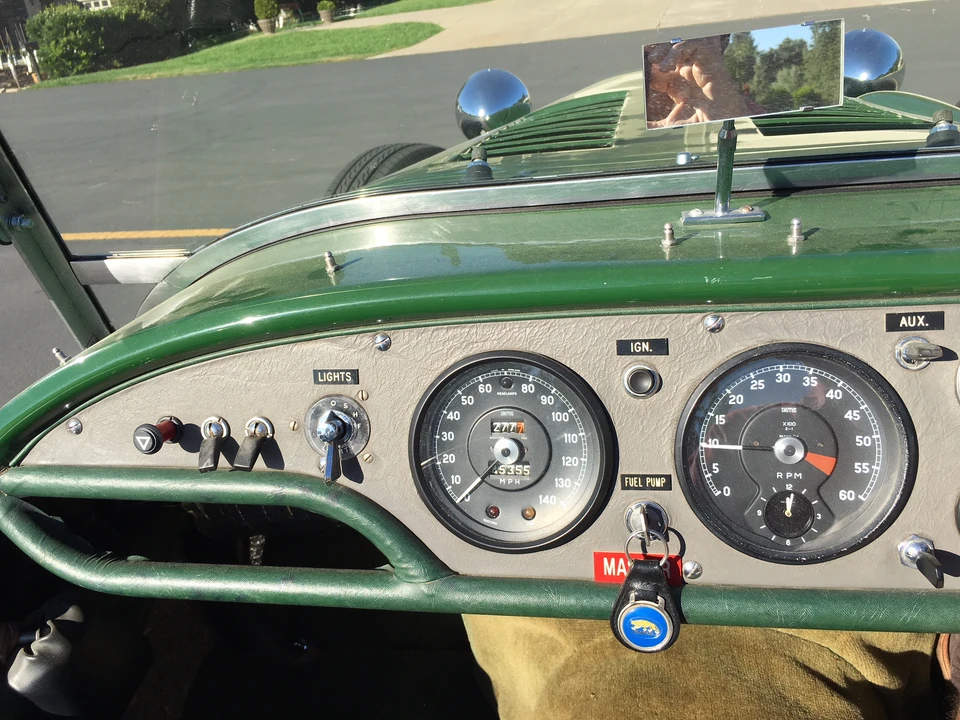 Jaguar Replica - Image 22 of 31