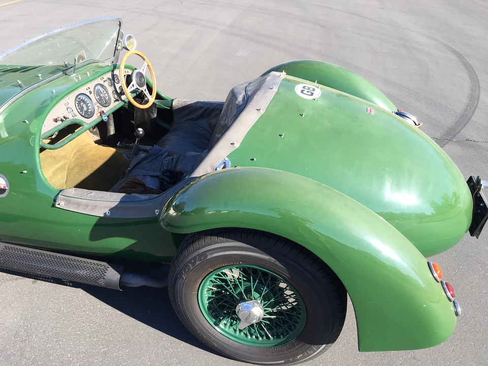 Jaguar Replica - Image 7 of 31