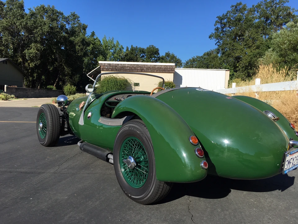 Jaguar Replica - Image 10 of 31