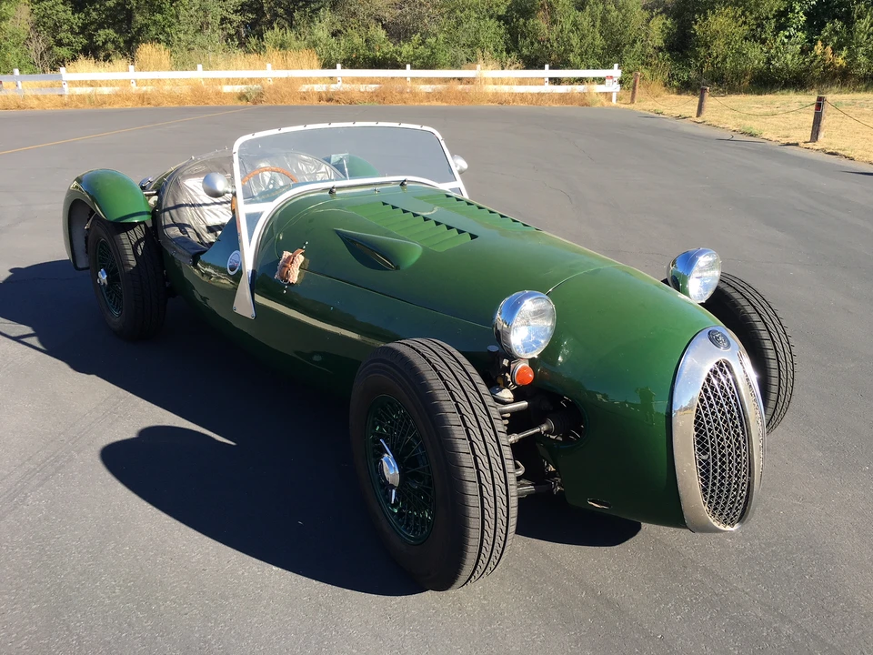 Jaguar Replica - Image 14 of 31