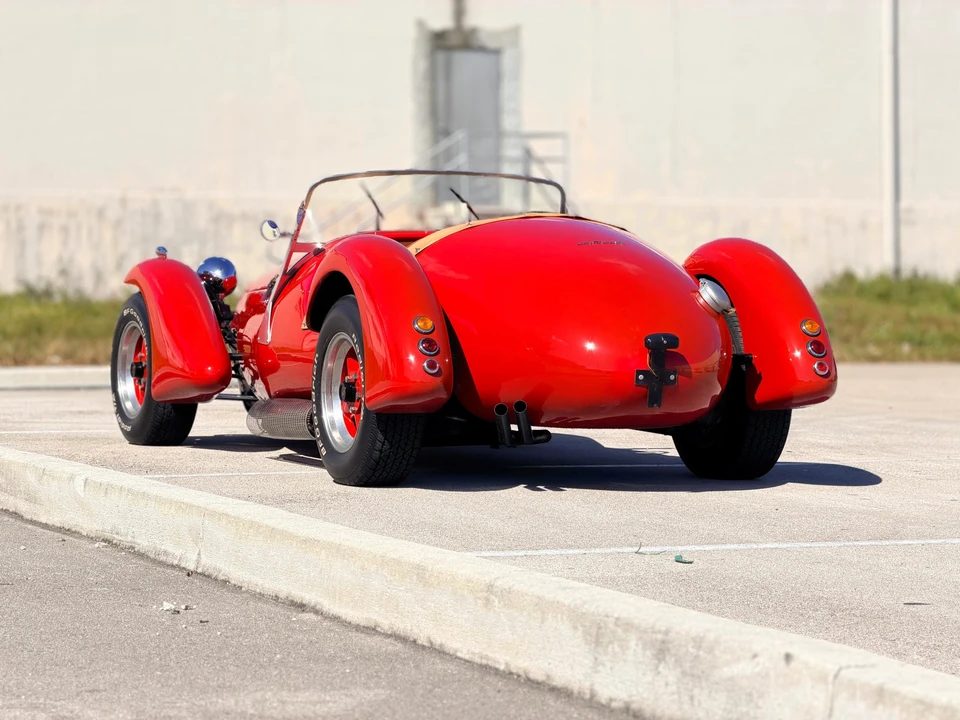 Jaguar Replica - Image 25 of 31
