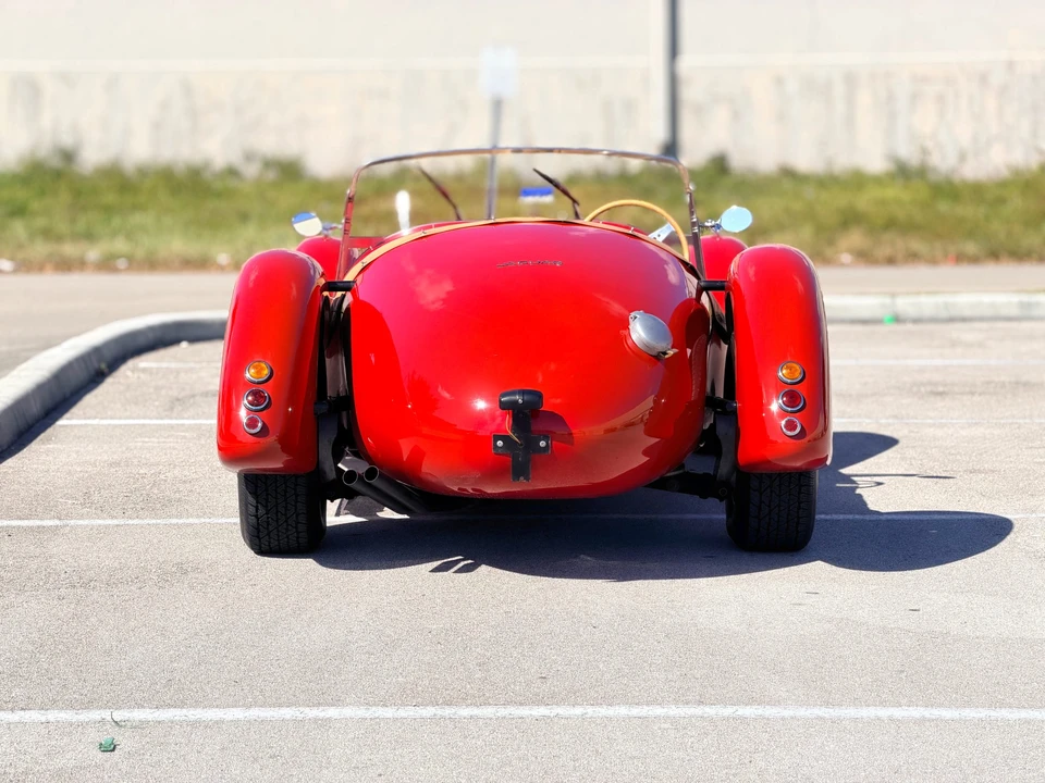 Jaguar Replica - Image 28 of 31