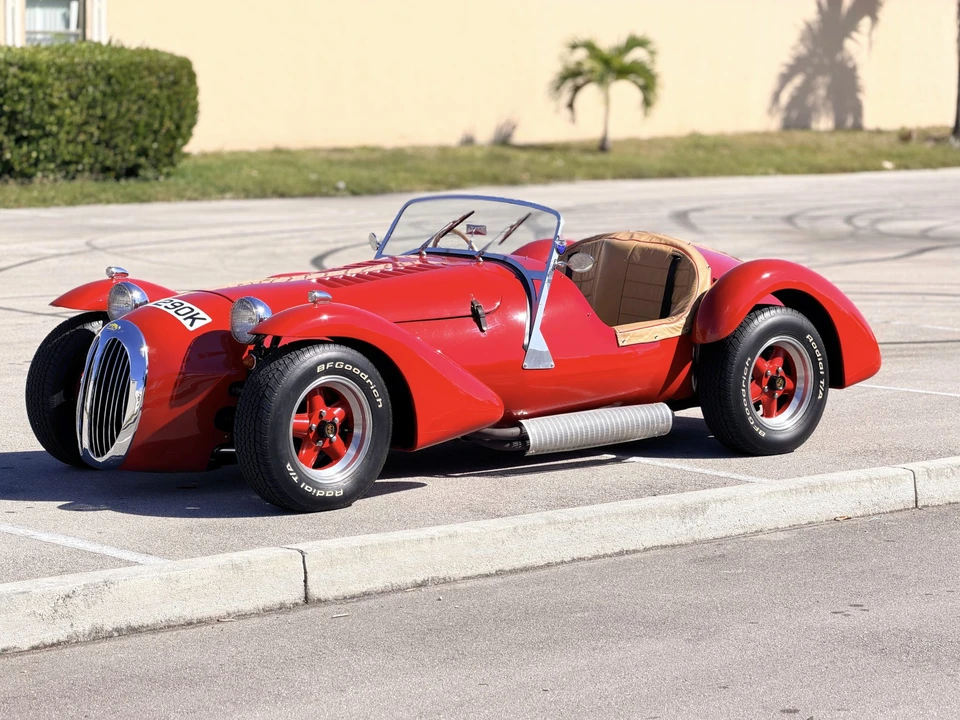 Jaguar Replica - Image 13 of 31