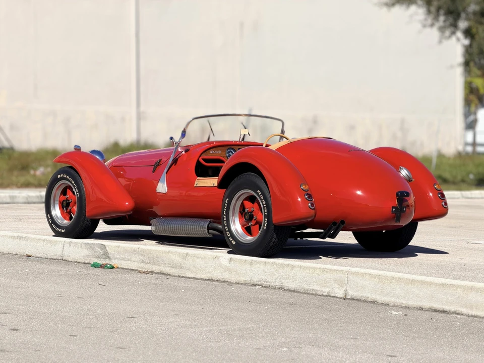 Jaguar Replica - Image 20 of 31