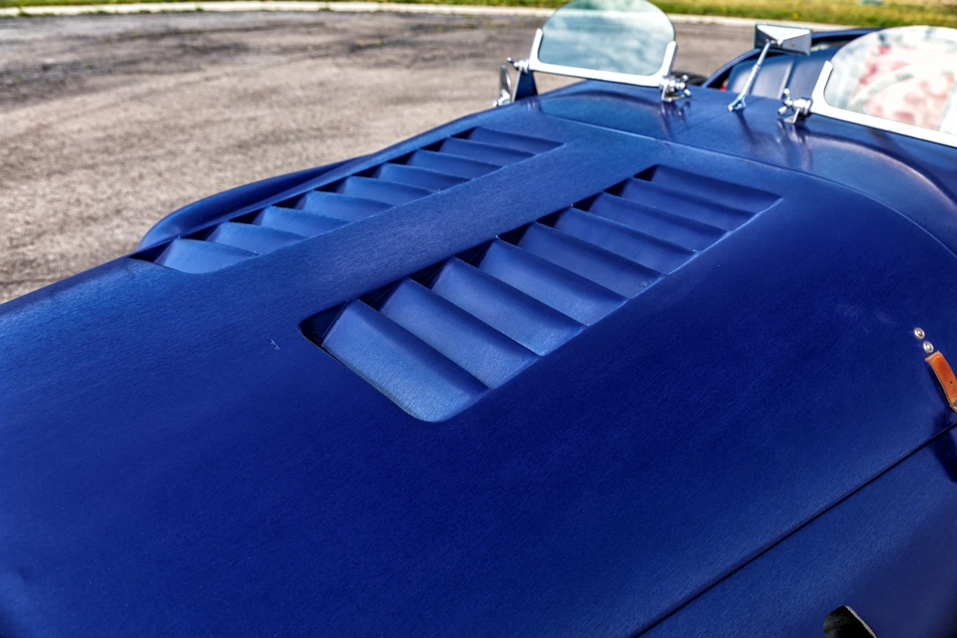 Vehicle image 19 of 31