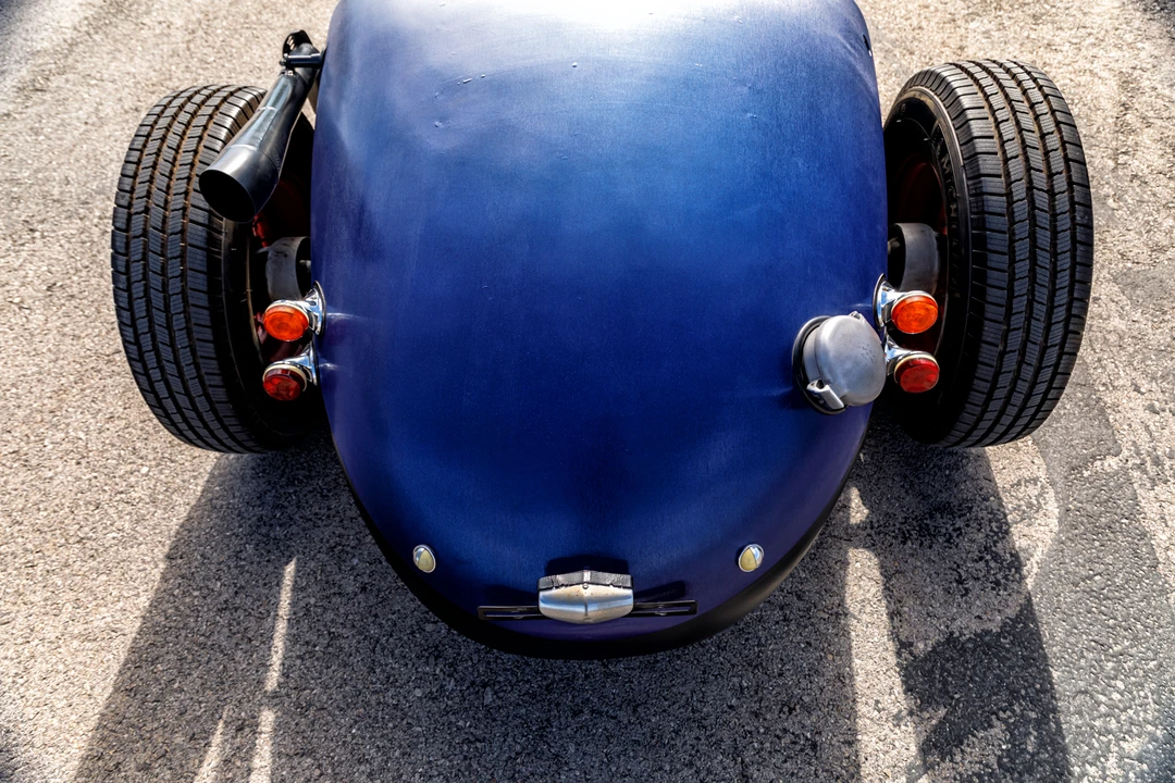 Vehicle image 27 of 31