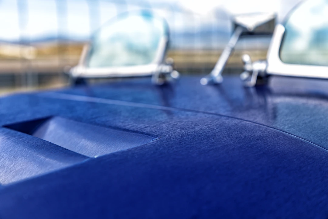 Vehicle image 21 of 31